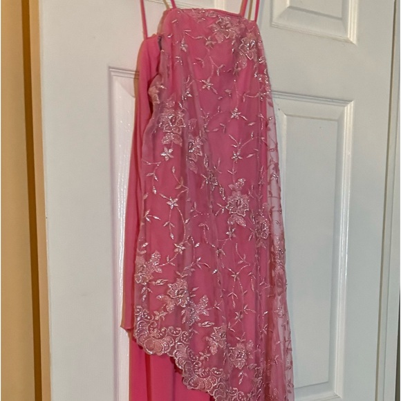 Jumpsuit. - Picture 1 of 4